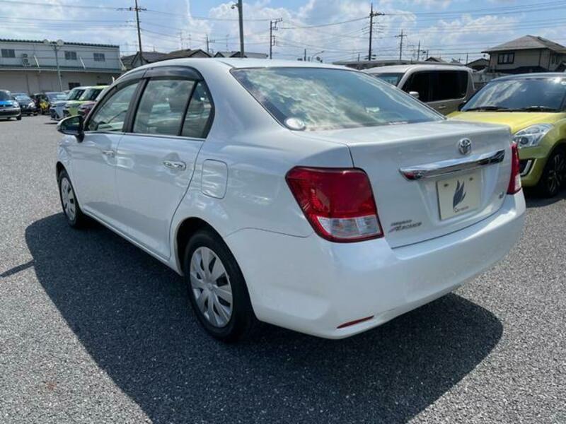 COROLLA AXIO