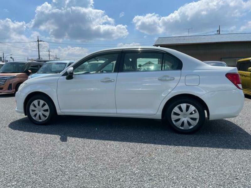 COROLLA AXIO