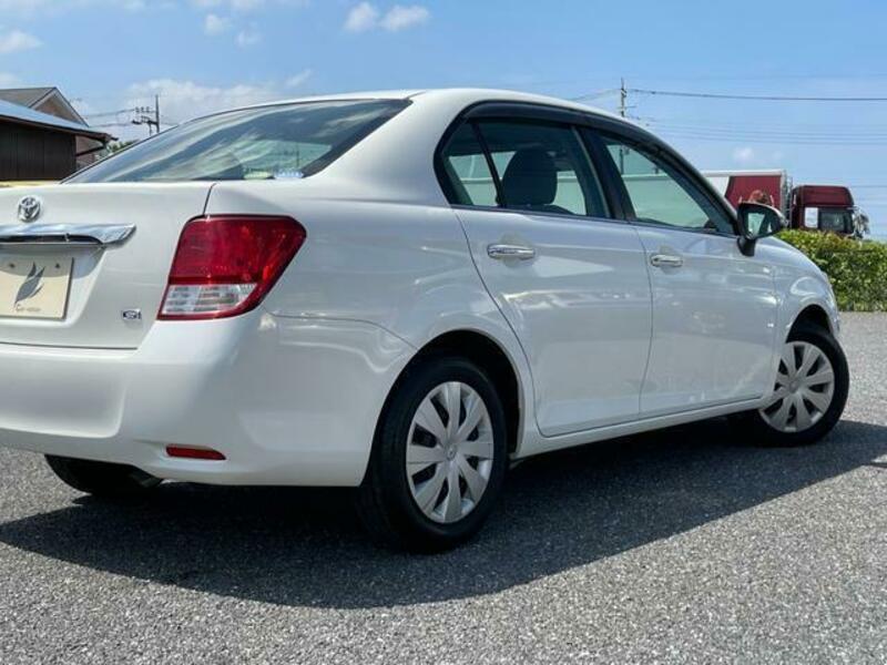 COROLLA AXIO