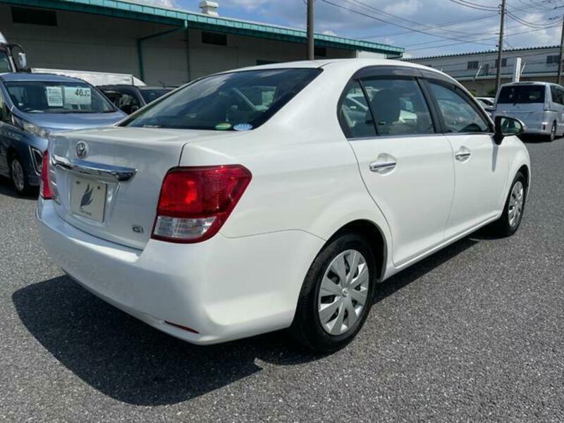 COROLLA AXIO