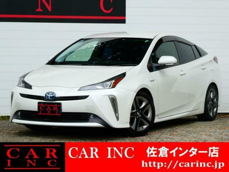TOYOTA PRIUS