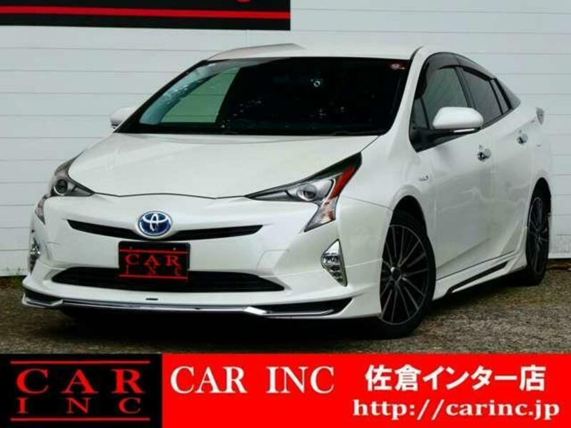 TOYOTA PRIUS