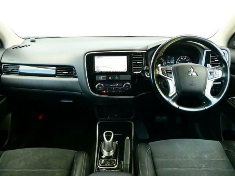 OUTLANDER PHEV