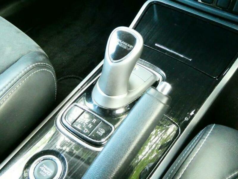 OUTLANDER PHEV