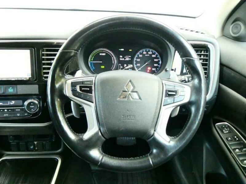 OUTLANDER PHEV