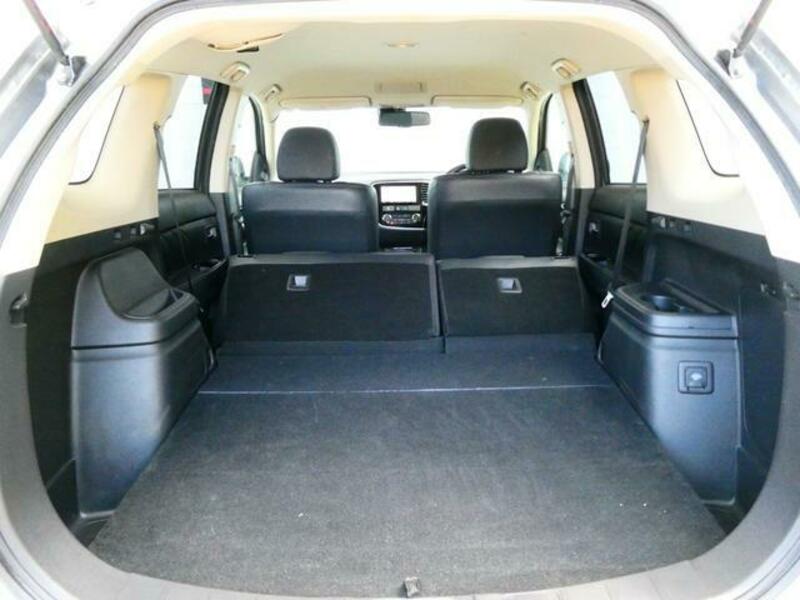 OUTLANDER PHEV