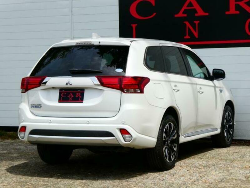 OUTLANDER PHEV