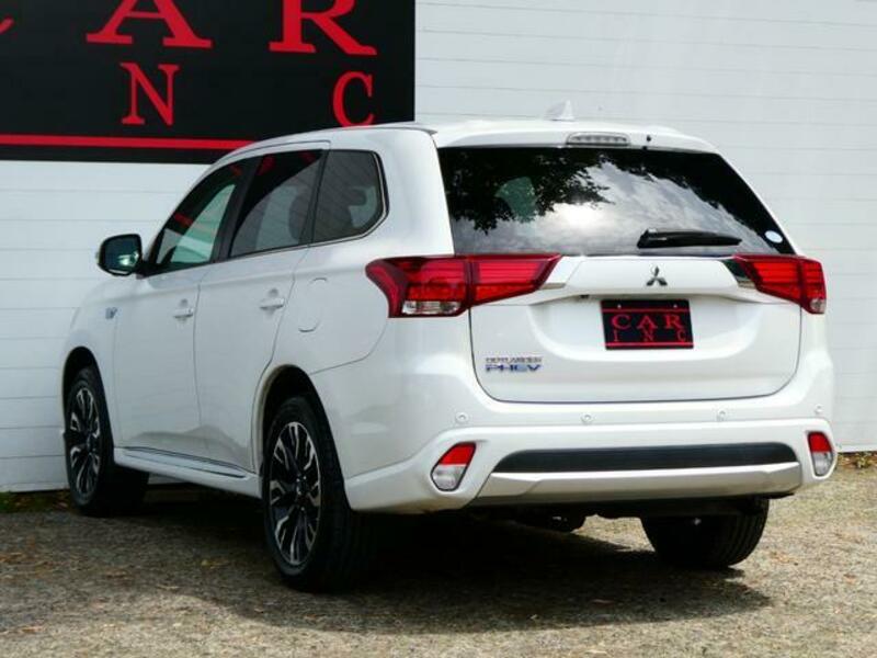 OUTLANDER PHEV