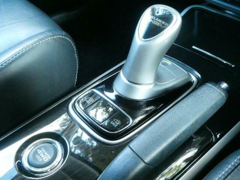 OUTLANDER PHEV