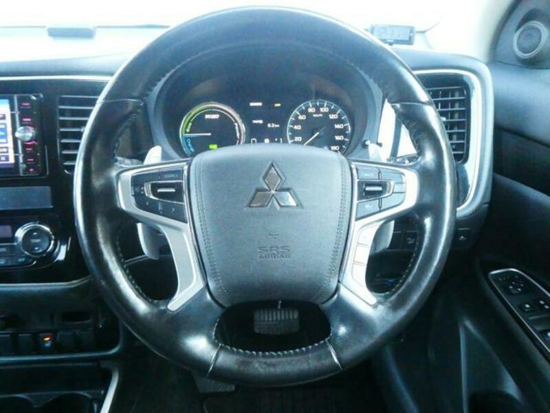 OUTLANDER PHEV