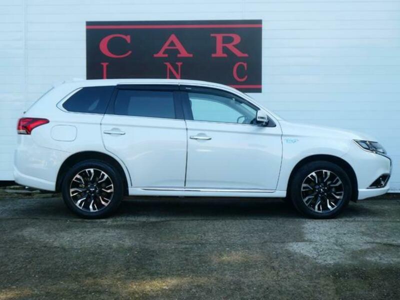 OUTLANDER PHEV