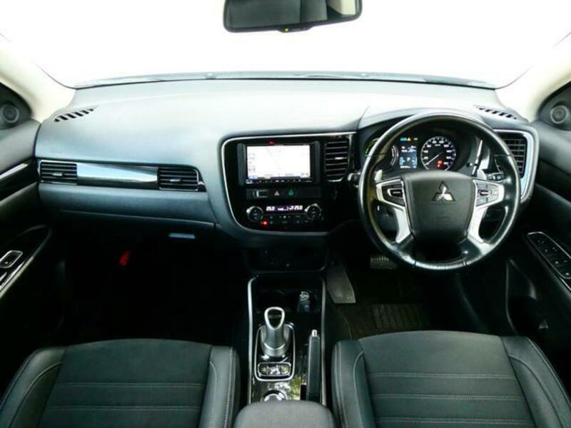 OUTLANDER PHEV