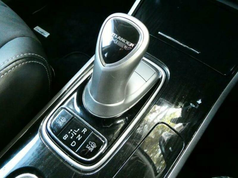OUTLANDER PHEV