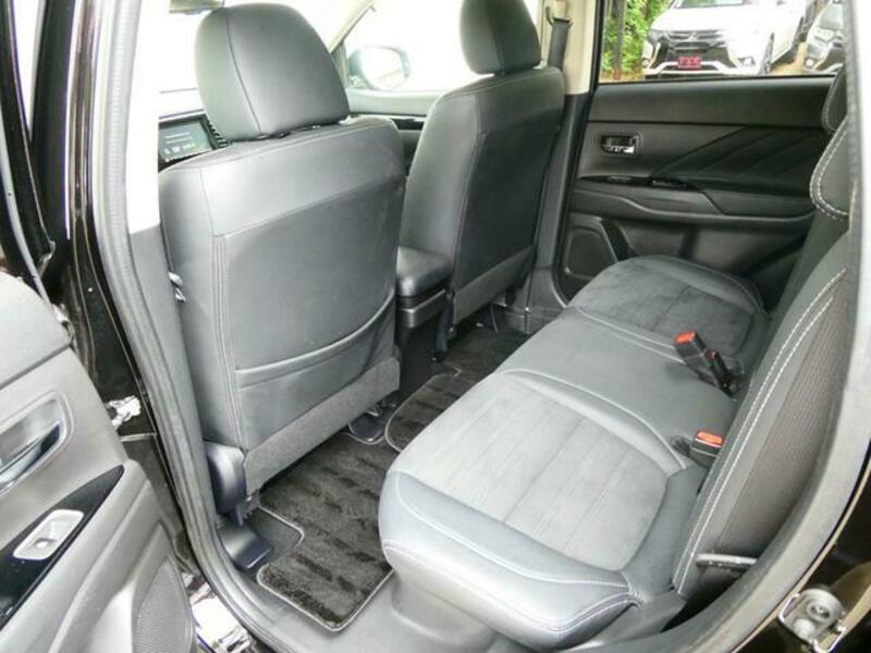 OUTLANDER PHEV