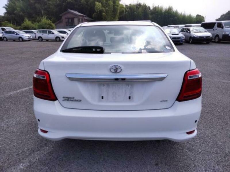 COROLLA AXIO