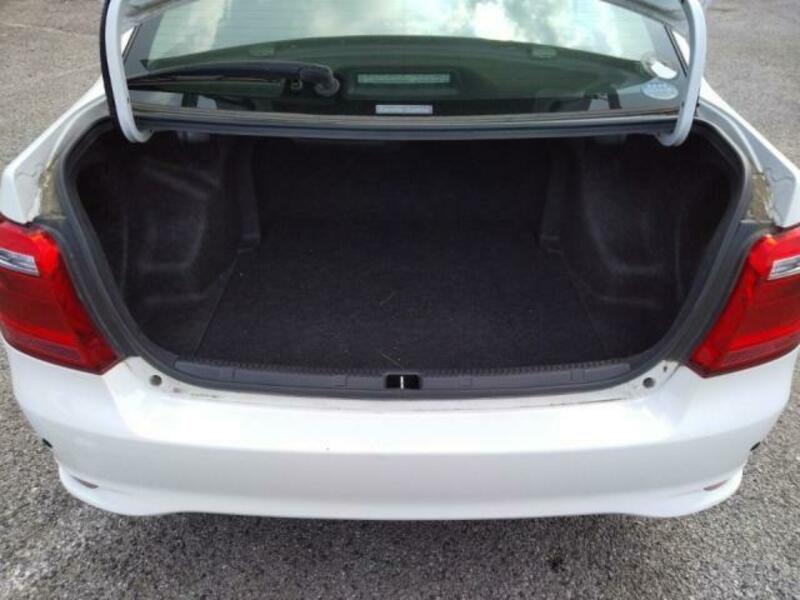 COROLLA AXIO