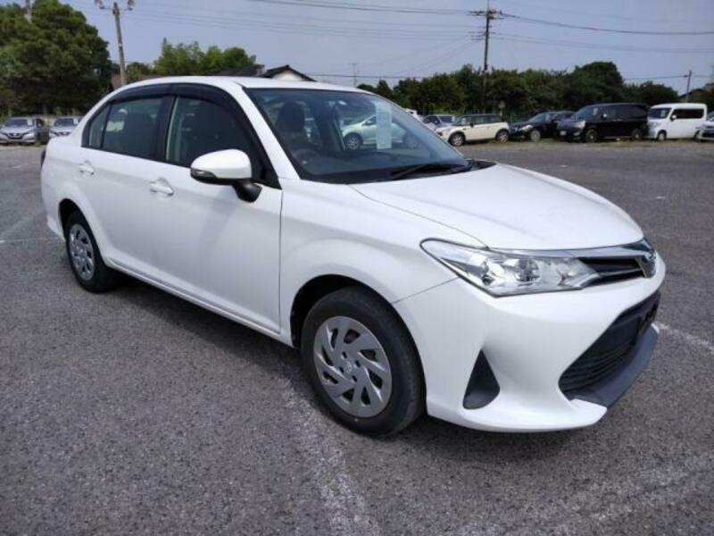 COROLLA AXIO