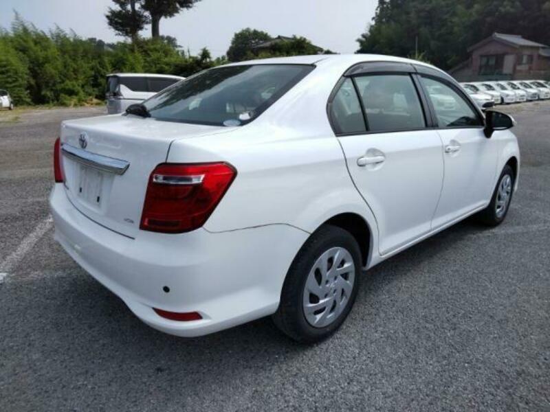 COROLLA AXIO