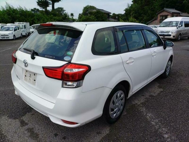 COROLLA FIELDER