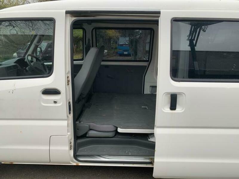 MINICAB VAN