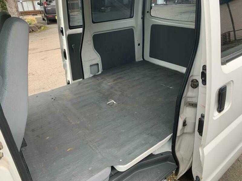 MINICAB VAN