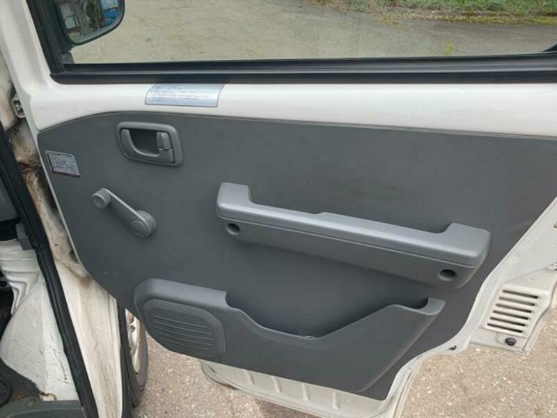 MINICAB VAN