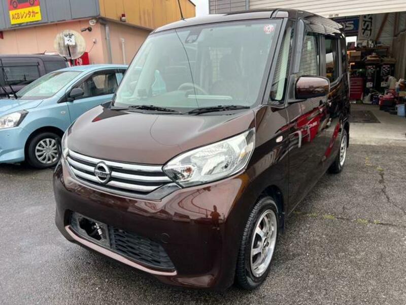 NISSAN DAYZ ROOX