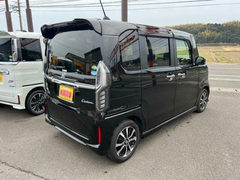 N BOX CUSTOM