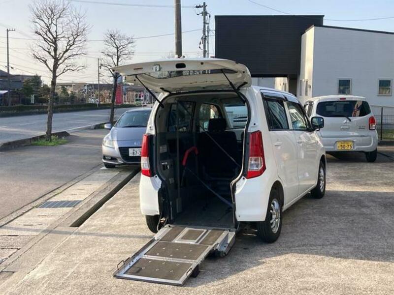 WAGON R