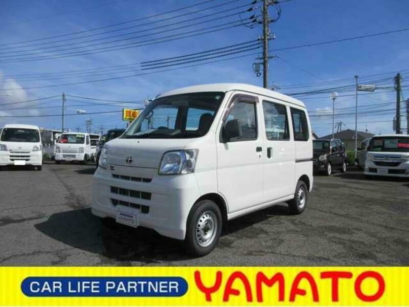 TOYOTA PIXIS VAN