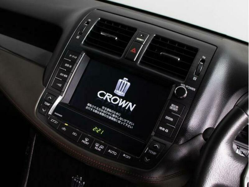 CROWN