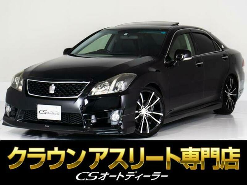 TOYOTA CROWN