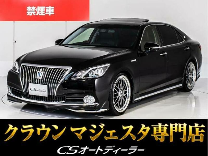 TOYOTA CROWN MAJESTA