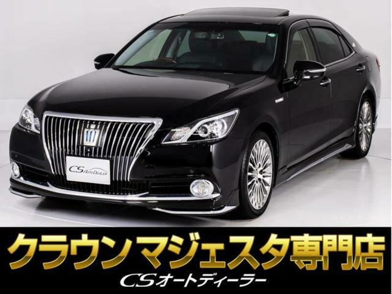 TOYOTA CROWN MAJESTA