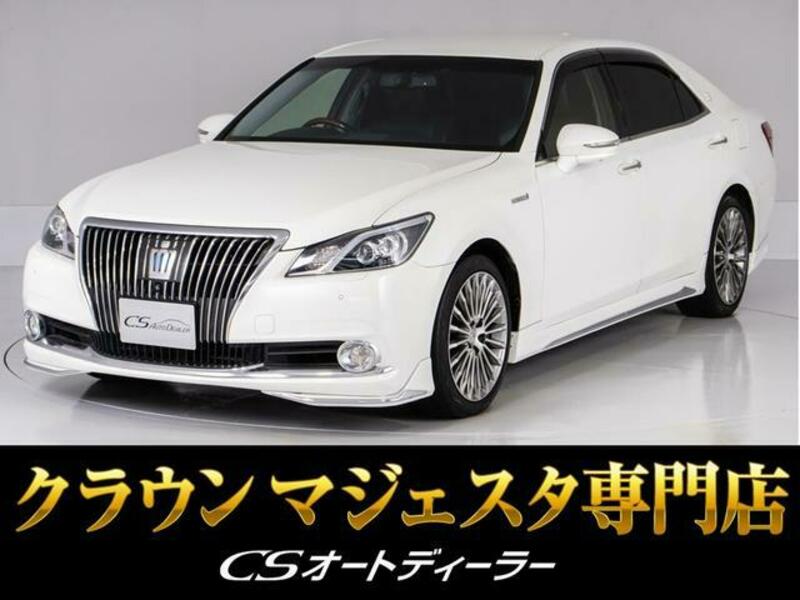 TOYOTA CROWN MAJESTA