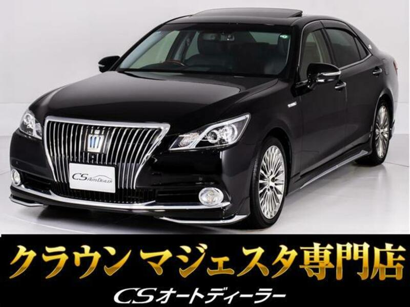 TOYOTA CROWN MAJESTA
