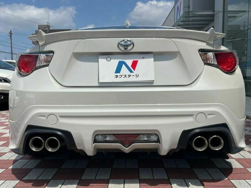 86
