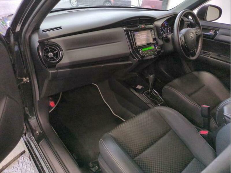 COROLLA FIELDER