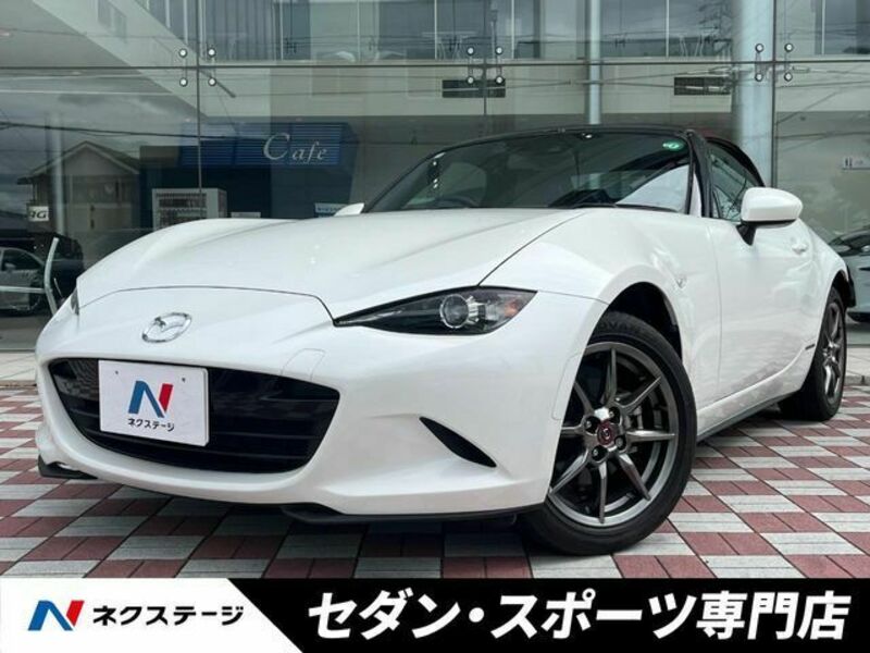 ROADSTER-0