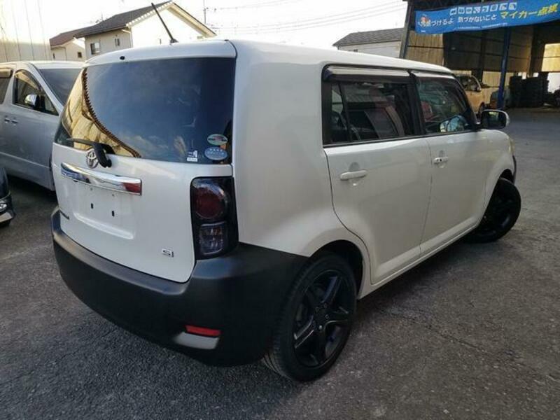COROLLA RUMION