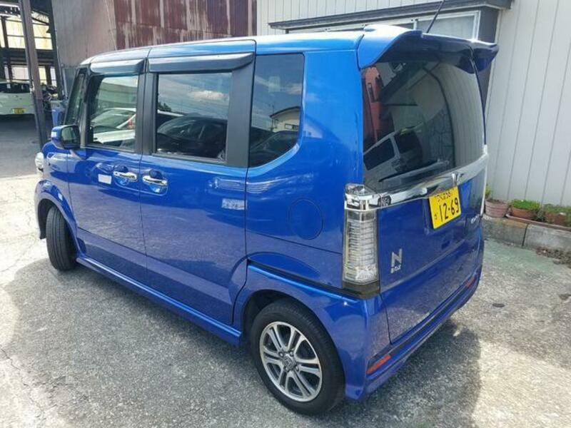 N BOX CUSTOM