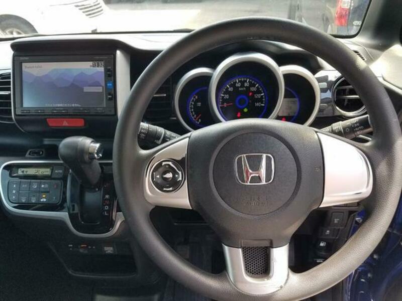 N BOX CUSTOM