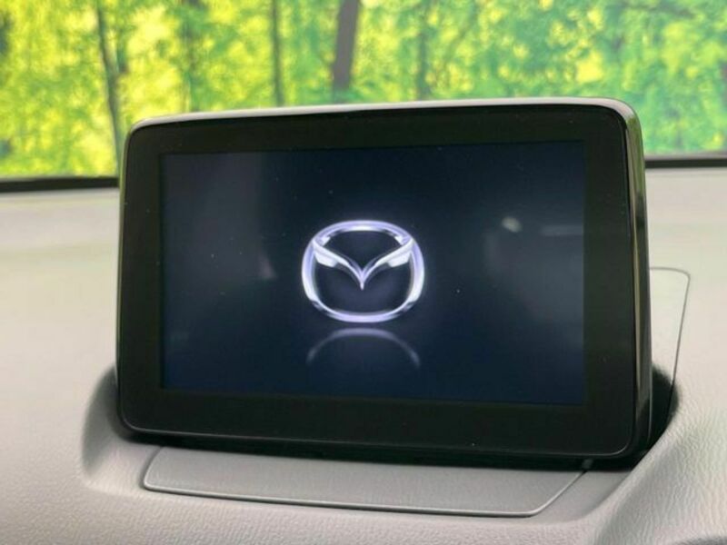 MAZDA2