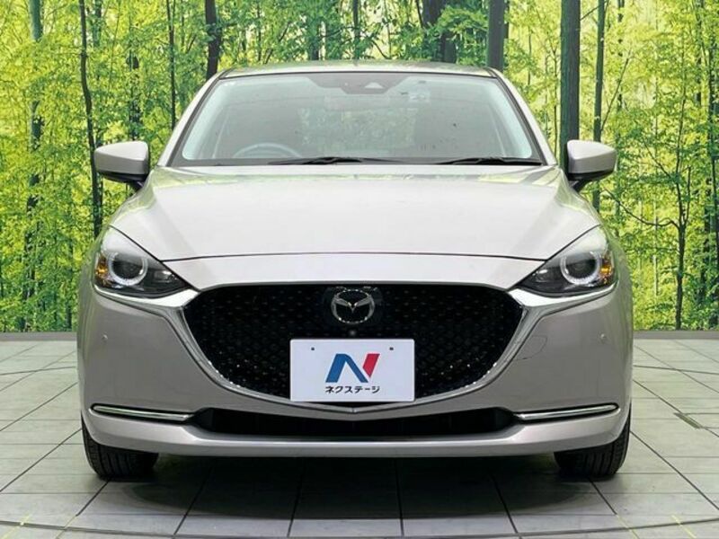 MAZDA2