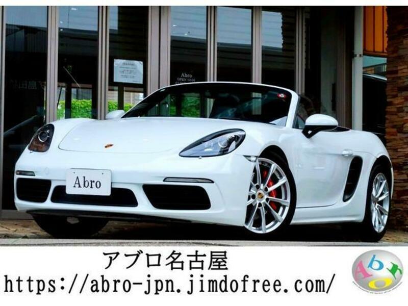 PORSCHE 718 BOXSTER