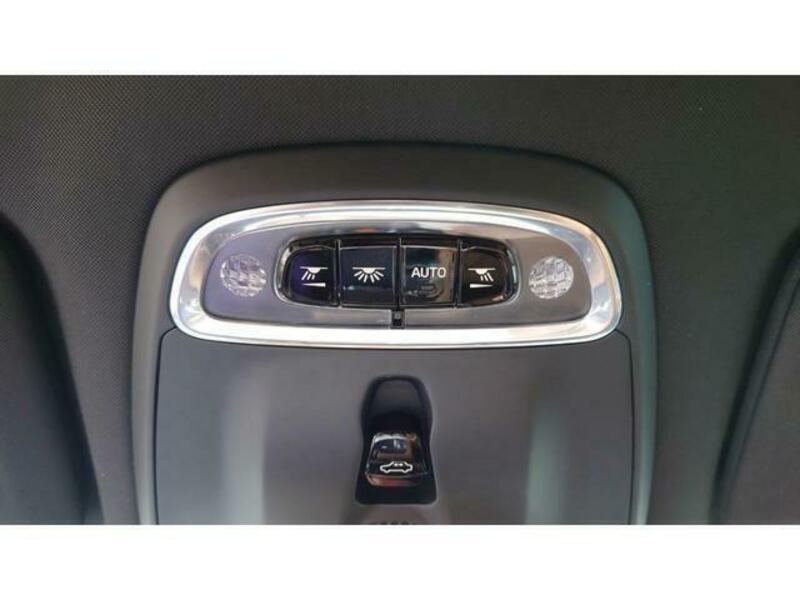 V90