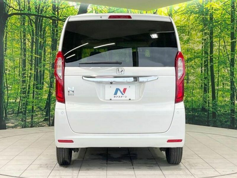 N BOX