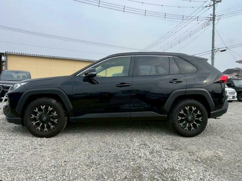 RAV4