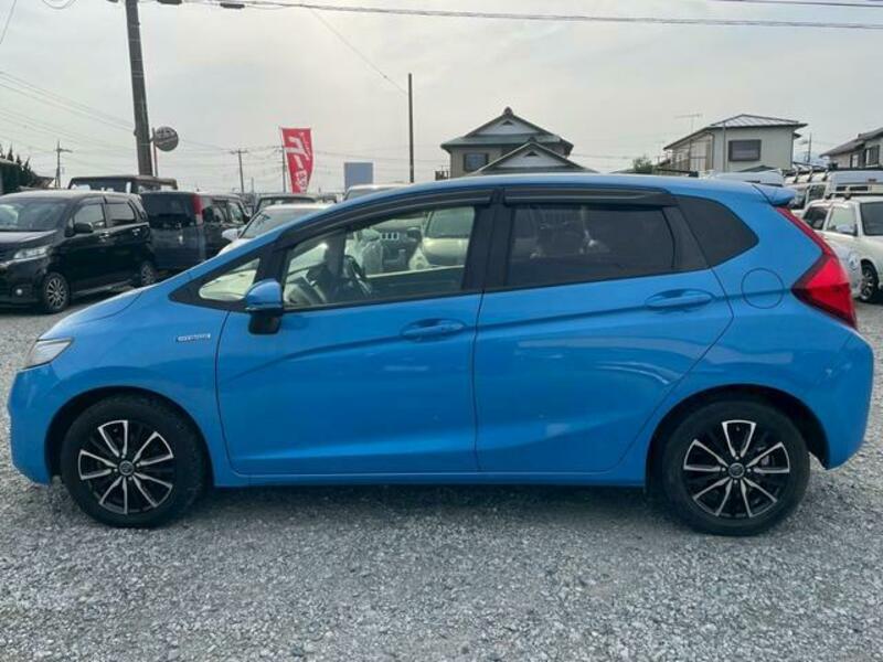 FIT HYBRID