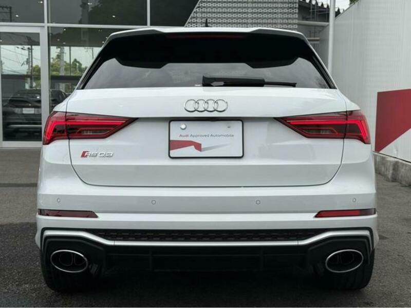 RS Q3